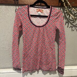 Billabong Red and White Patterned Long Sleeve Top Size Medium